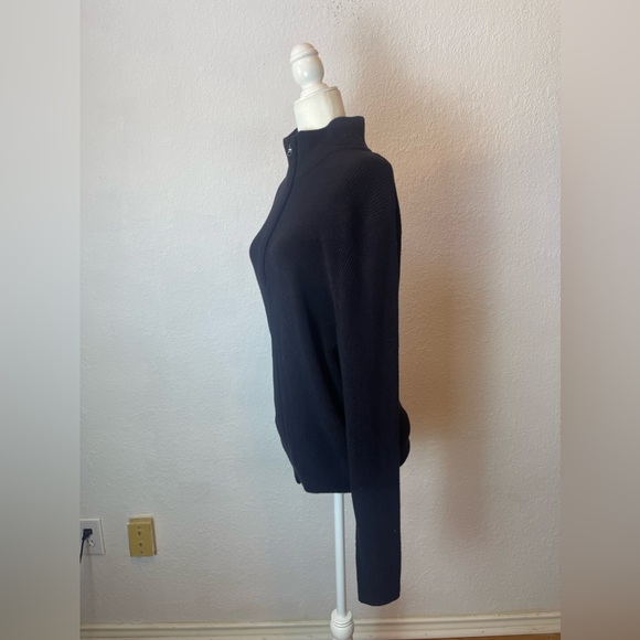Calvin Klein 1/4 zip up pullover sweater size L in black with NWT - Picture 2 of 9